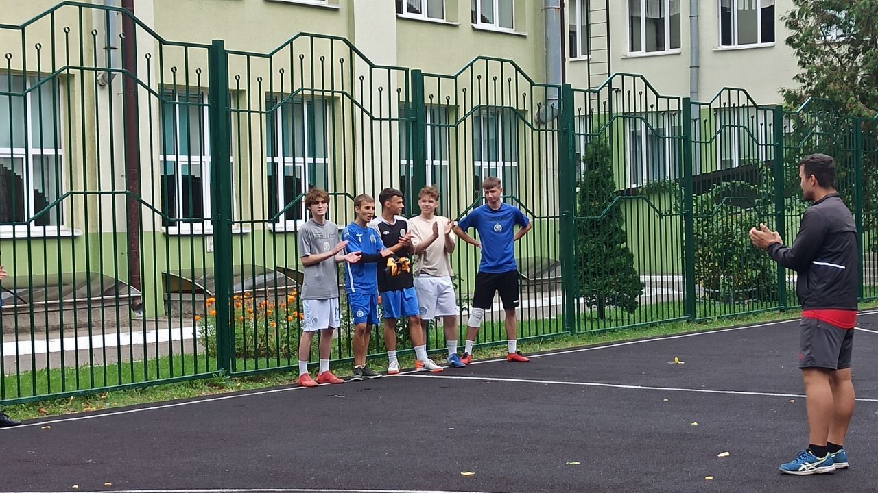 Товарищеская встреча по мини-футболу